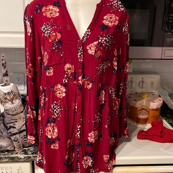 R womens Torrid floral long sleeve button up plus size shirt size 2 - Picture 1 of 3